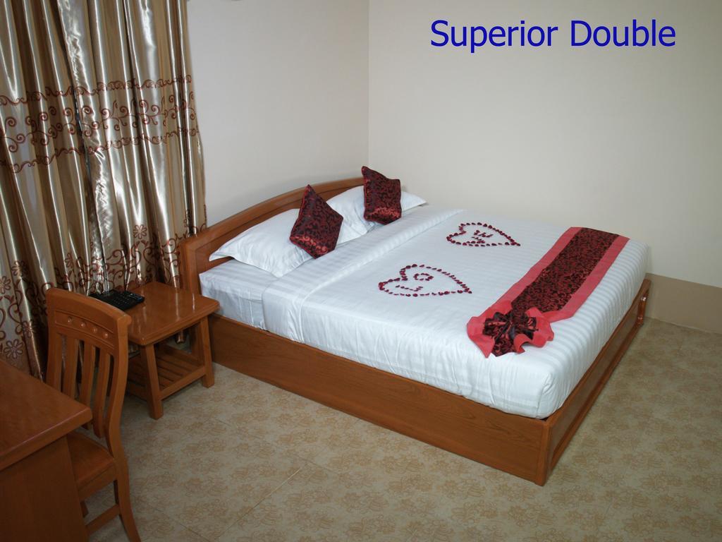 Nice Dream Hotel Mandalay Bagian luar foto
