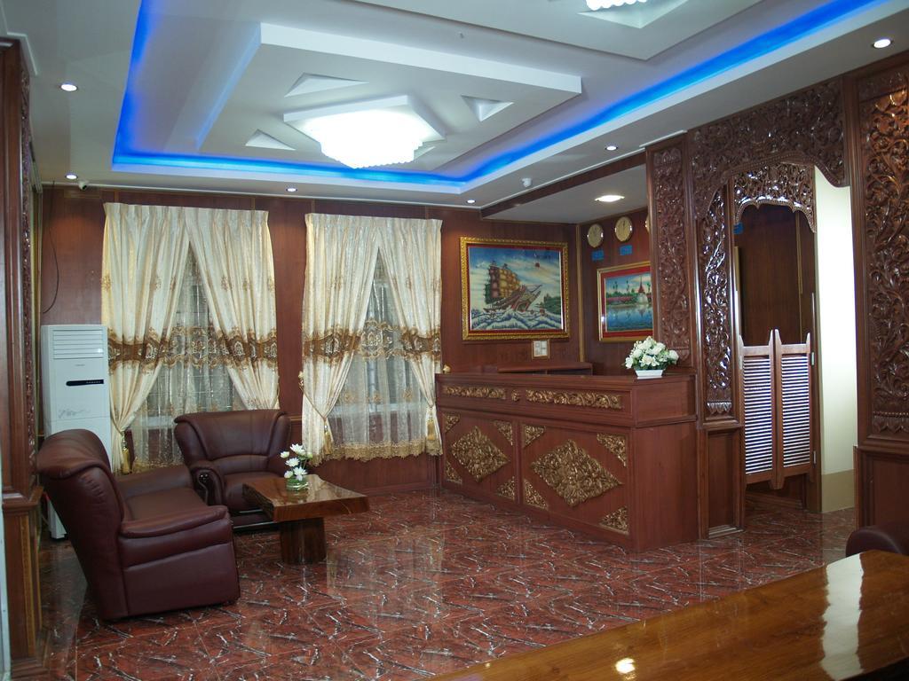 Nice Dream Hotel Mandalay Bagian luar foto